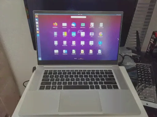 🛍 Ноутбук Maibenben Maibook T537 15.6",ADS матрица,72%NTSC,AMD Ryzen 5 3550H,AMD RX560X,8Гб+512Гб SSDГарантия 1 годLinux Molnia-4